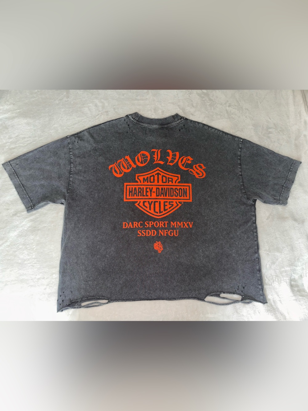 Darc Sport Harley-Davidson Wolves Distressed Grunge Box Cut Gray T-Shirt
